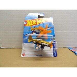 Hot Wheels Mad Propz 2023 Sky Show Gold Plane Diecast Toy Aircraft 1:64